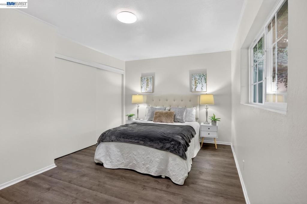 Image 33 of property listing at 2541 Marina Blvd, San Leandro, CA 94577