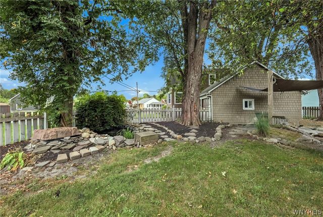 4423 Stratford, Hamburg, NY 14075