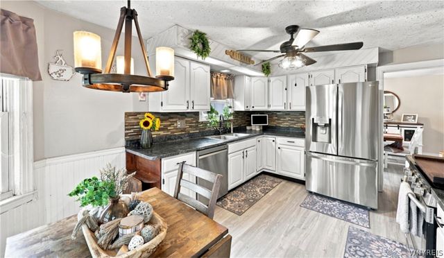 4423 Stratford, Hamburg, NY 14075