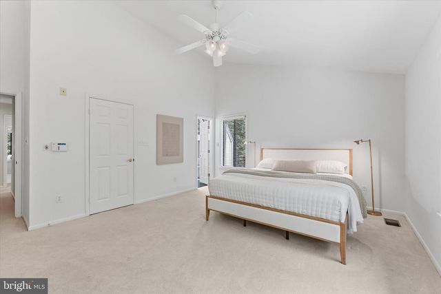 8000 SEVEN HILLS CT, Clifton, VA 20124