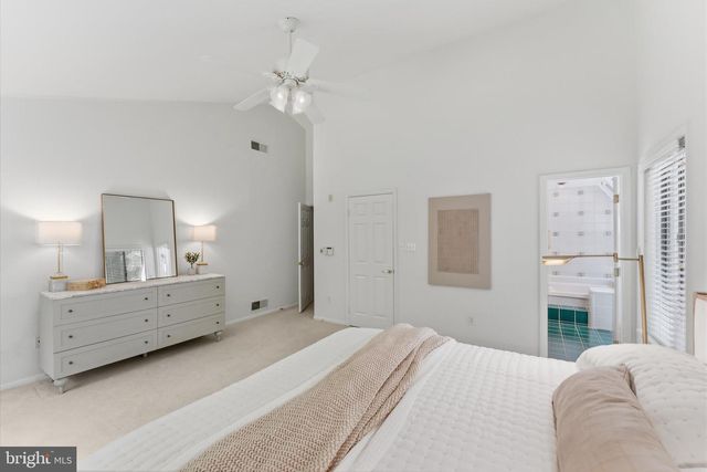 8000 SEVEN HILLS CT, Clifton, VA 20124