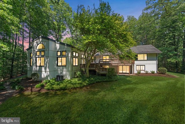 8000 SEVEN HILLS CT, Clifton, VA 20124