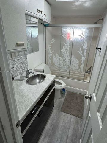 13380 SW 9th St 13380, Davie, FL 33325