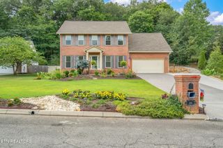 102 Nantucket Way, Oak Ridge, TN 37830