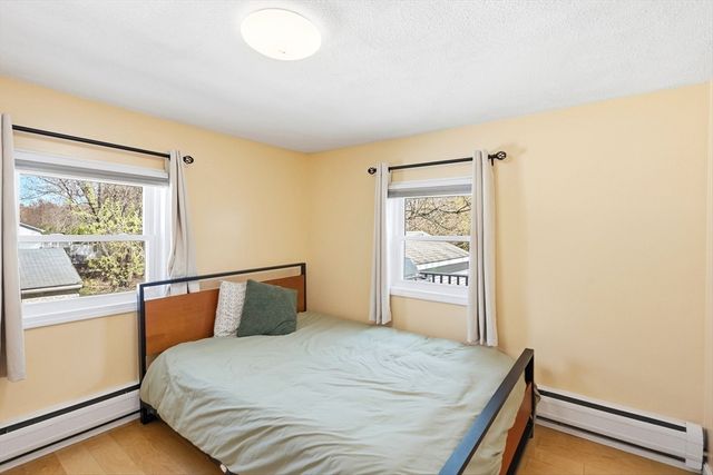 34 Glenvale Avenue, Billerica, MA 01821