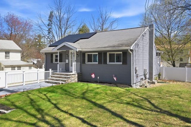 34 Glenvale Avenue, Billerica, MA 01821