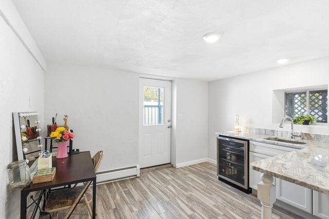 34 Glenvale Avenue, Billerica, MA 01821