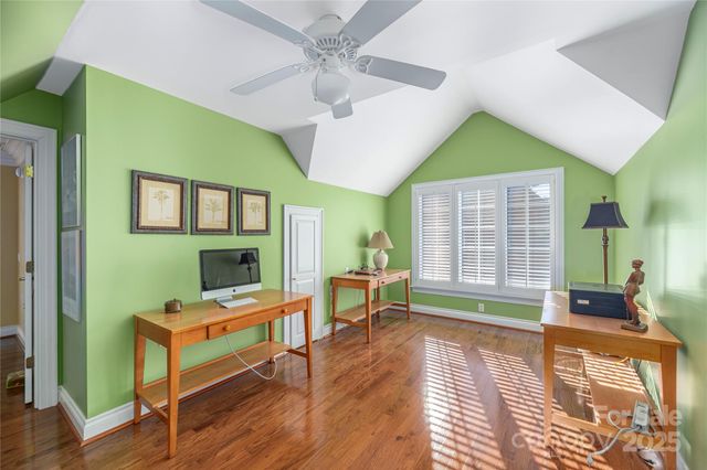 42 Tiverton Lane, Asheville, NC 28803