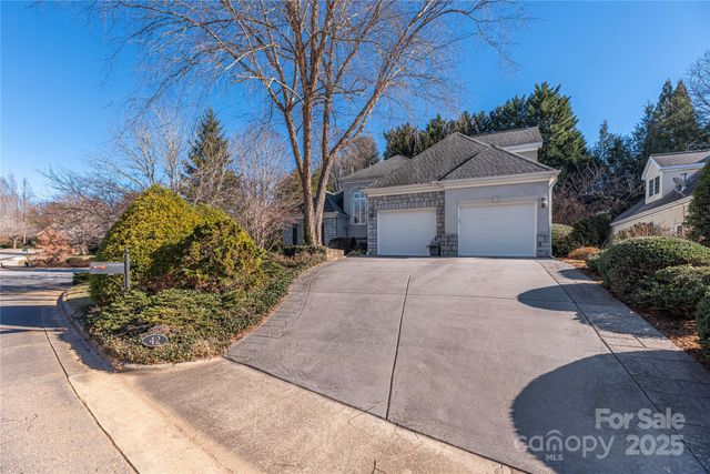 42 Tiverton Lane, Asheville, NC 28803