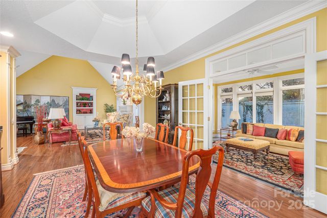 42 Tiverton Lane, Asheville, NC 28803