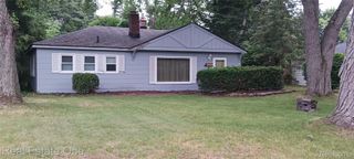 165 Wabasso Street, Wolverine Lake Village, MI 48390