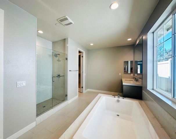 13765 Holly Oak Way, Poway, CA 92064