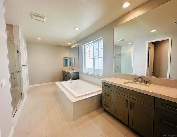 13765 Holly Oak Way, Poway, CA 92064