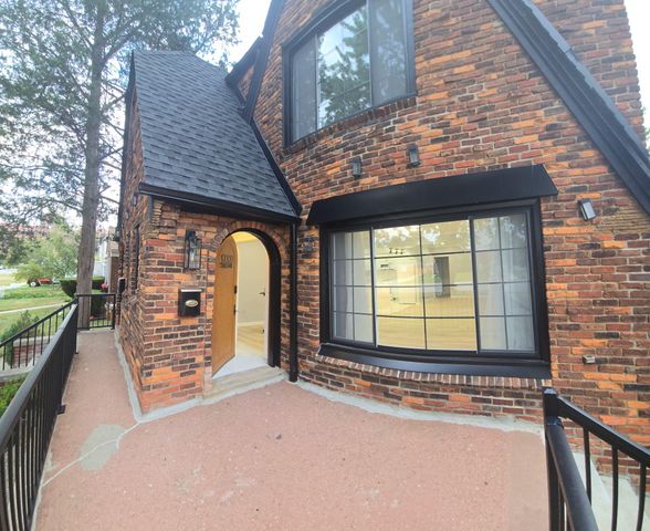 19000 Chandler Park Drive, Detroit, MI 48236