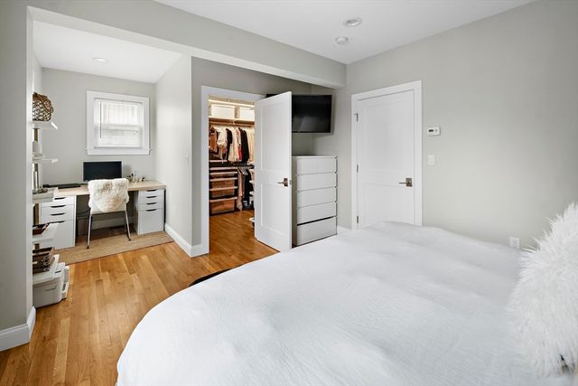 30-32 Oakland St, Newton, MA 02458