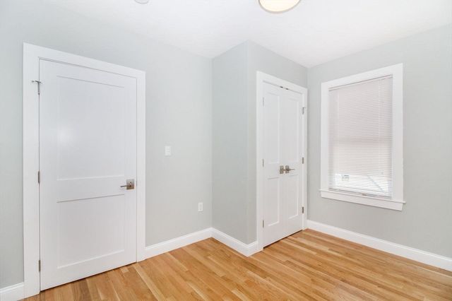 30-32 Oakland St, Newton, MA 02458