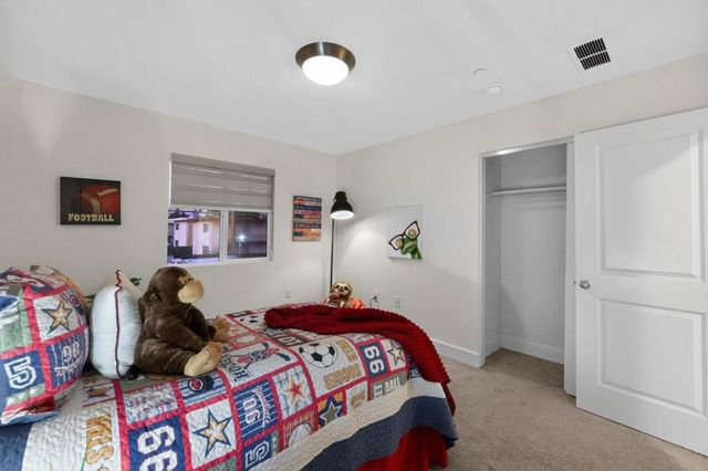 121 Mountaintop Avenue, Hayward, CA 94544