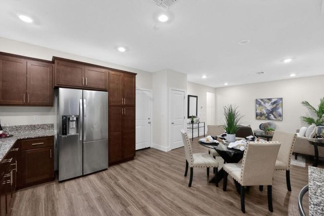 121 Mountaintop Avenue, Hayward, CA 94544