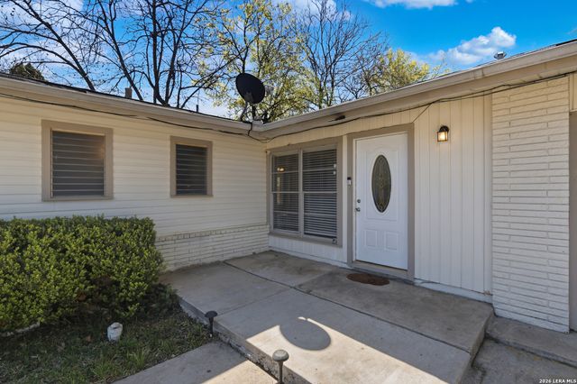 210 N Guilford Dr, San Antonio, TX 78217