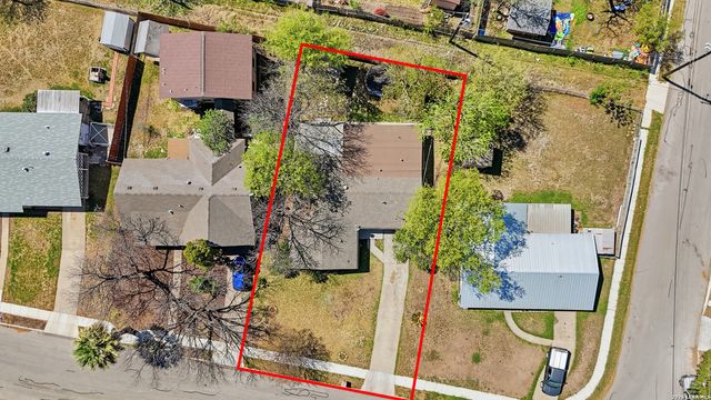 210 N Guilford Dr, San Antonio, TX 78217