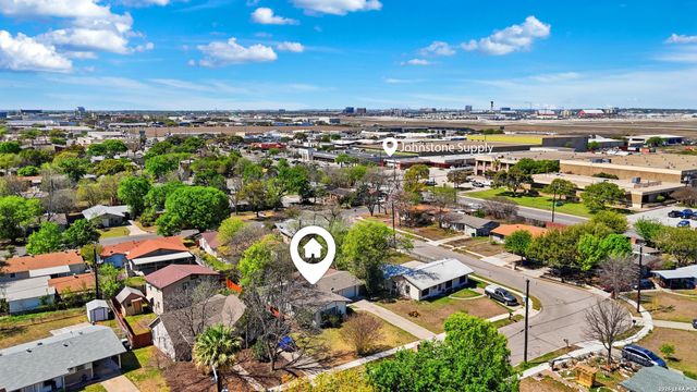 210 N Guilford Dr, San Antonio, TX 78217