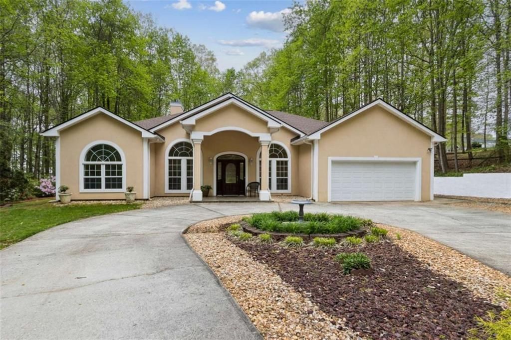 205 Carruth Road, Jefferson, GA 30549