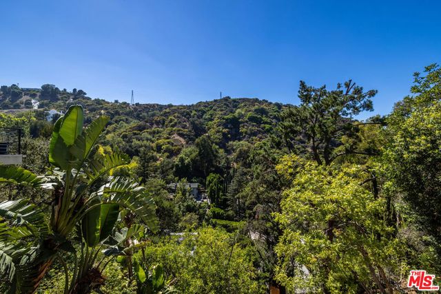2201 Beech Knoll Road, Los Angeles, CA 90046
