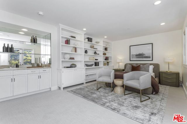 2201 Beech Knoll Road, Los Angeles, CA 90046