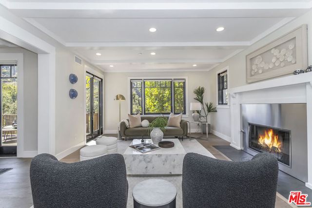 2201 Beech Knoll Road, Los Angeles, CA 90046