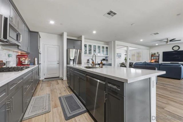 30814 Yellow Poplar, Menifee, CA 92584