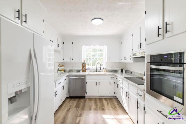 6806 Bay Point Drive, Macon, GA 31220