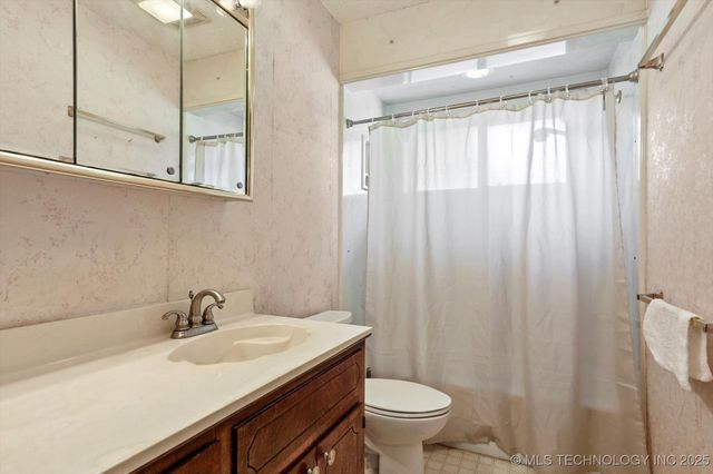 16429 E 1st Street, Tulsa, OK 74108