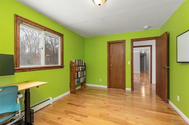 6892 Crane Road, Pittsfield Charter Township, MI 48197