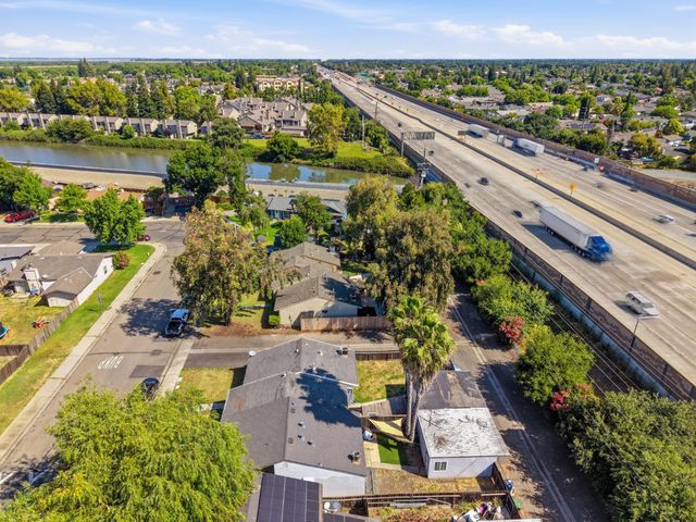 6952 Allegheny Pl, Stockton, CA 95219