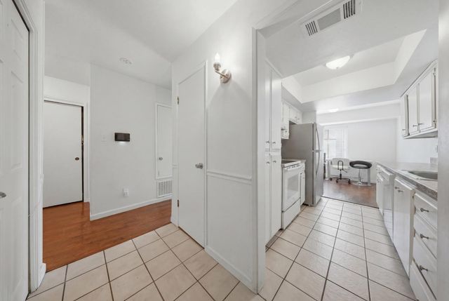 6952 Allegheny Pl, Stockton, CA 95219