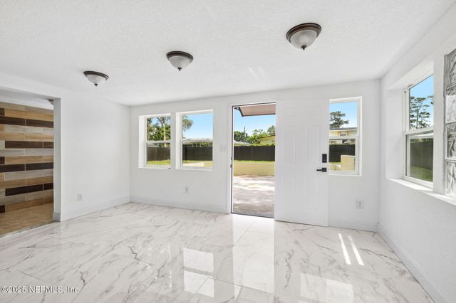 1901 FOREST HILLS Road, Jacksonville, FL 32208