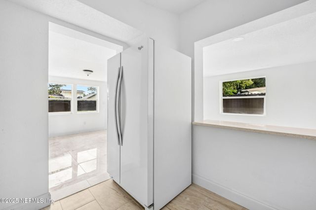 1901 FOREST HILLS Road, Jacksonville, FL 32208