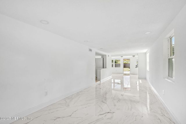 1901 FOREST HILLS Road, Jacksonville, FL 32208