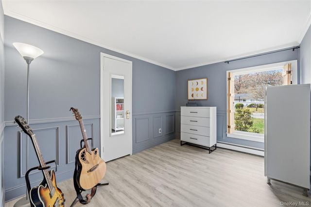 1055 Sipp Avenue, Medford, NY 11763