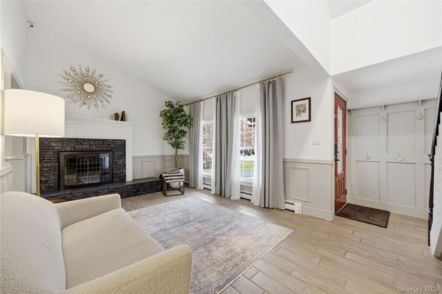 1055 Sipp Avenue, Medford, NY 11763