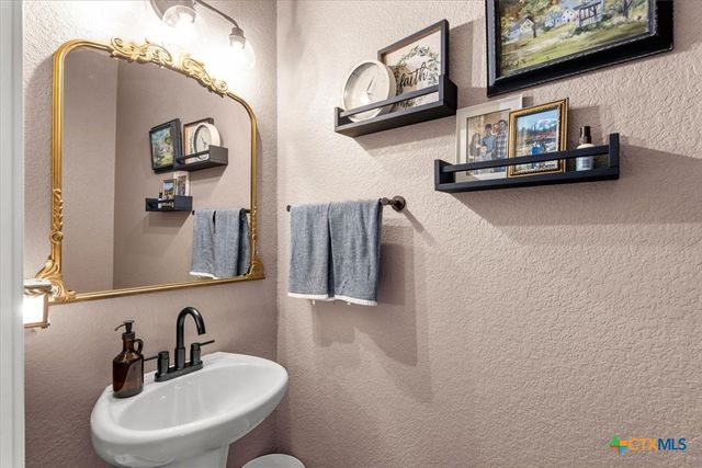 842 Hobby Road, Copperas Cove, TX 76522