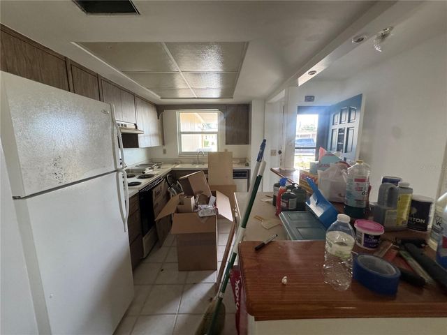 652 PARK CIRCLE, Bradenton, FL 34207