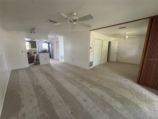 652 PARK CIRCLE, Bradenton, FL 34207