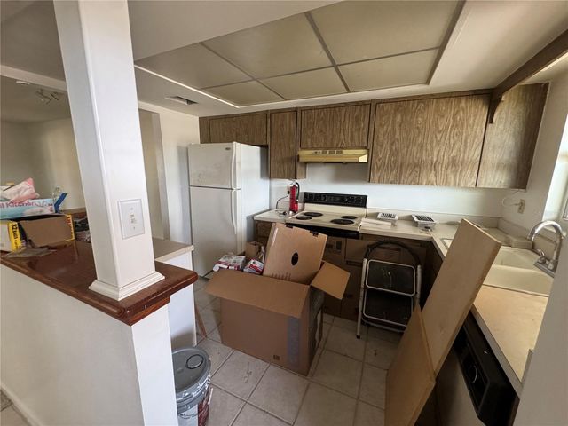 652 PARK CIRCLE, Bradenton, FL 34207