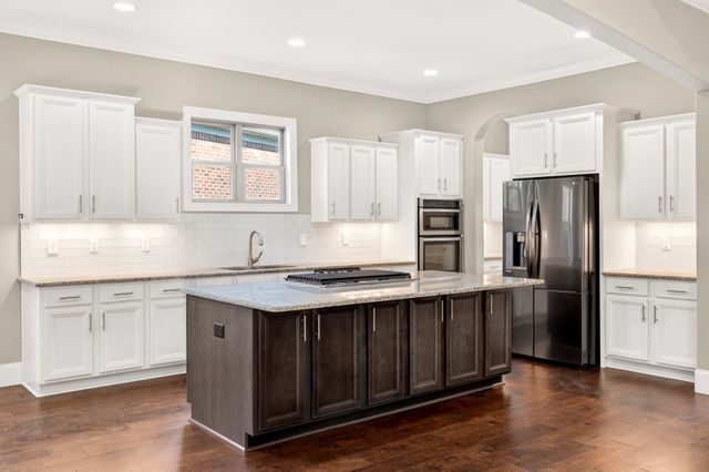 7224 Natchez Pointe Dr, Nashville, TN 37221