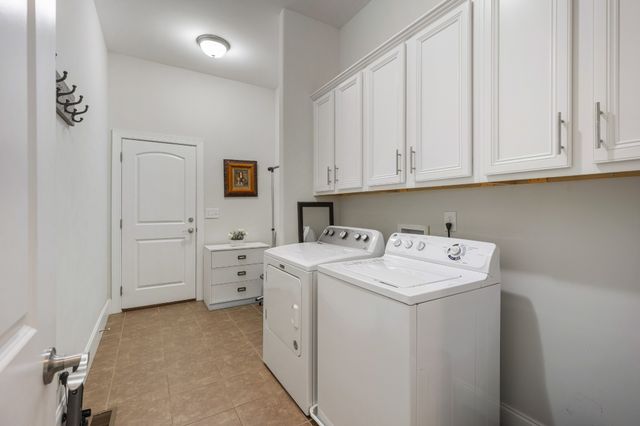 7224 Natchez Pointe Dr, Nashville, TN 37221