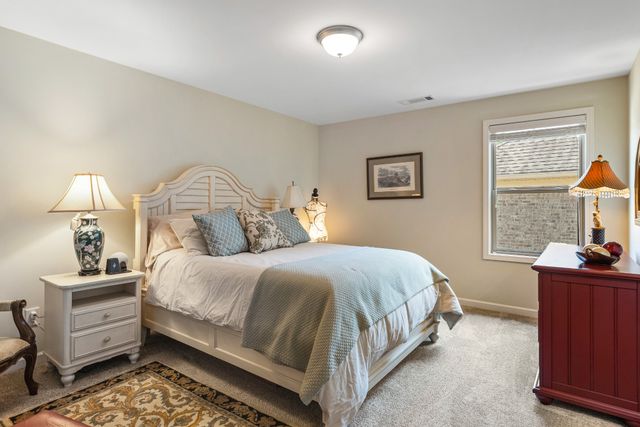 7224 Natchez Pointe Dr, Nashville, TN 37221