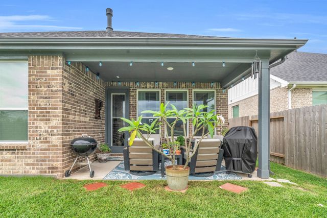 114 Longhorn Run Drive, Montgomery, TX 77356