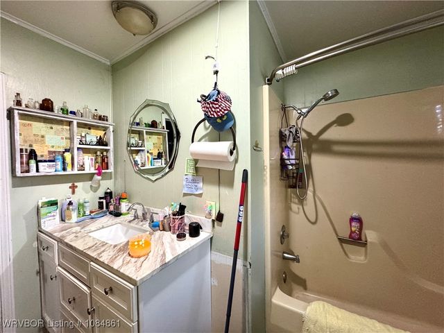 621 Elm Street, Sallisaw, OK 74955