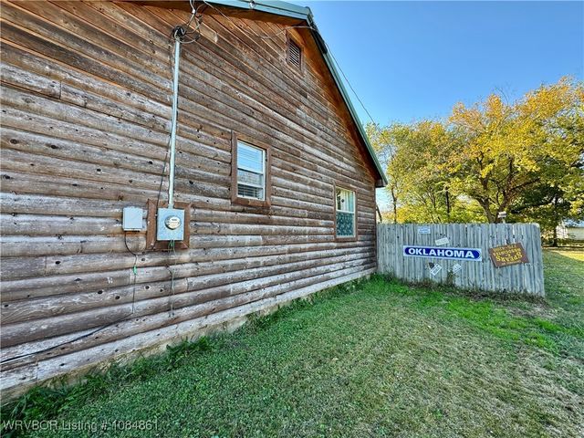 621 Elm Street, Sallisaw, OK 74955